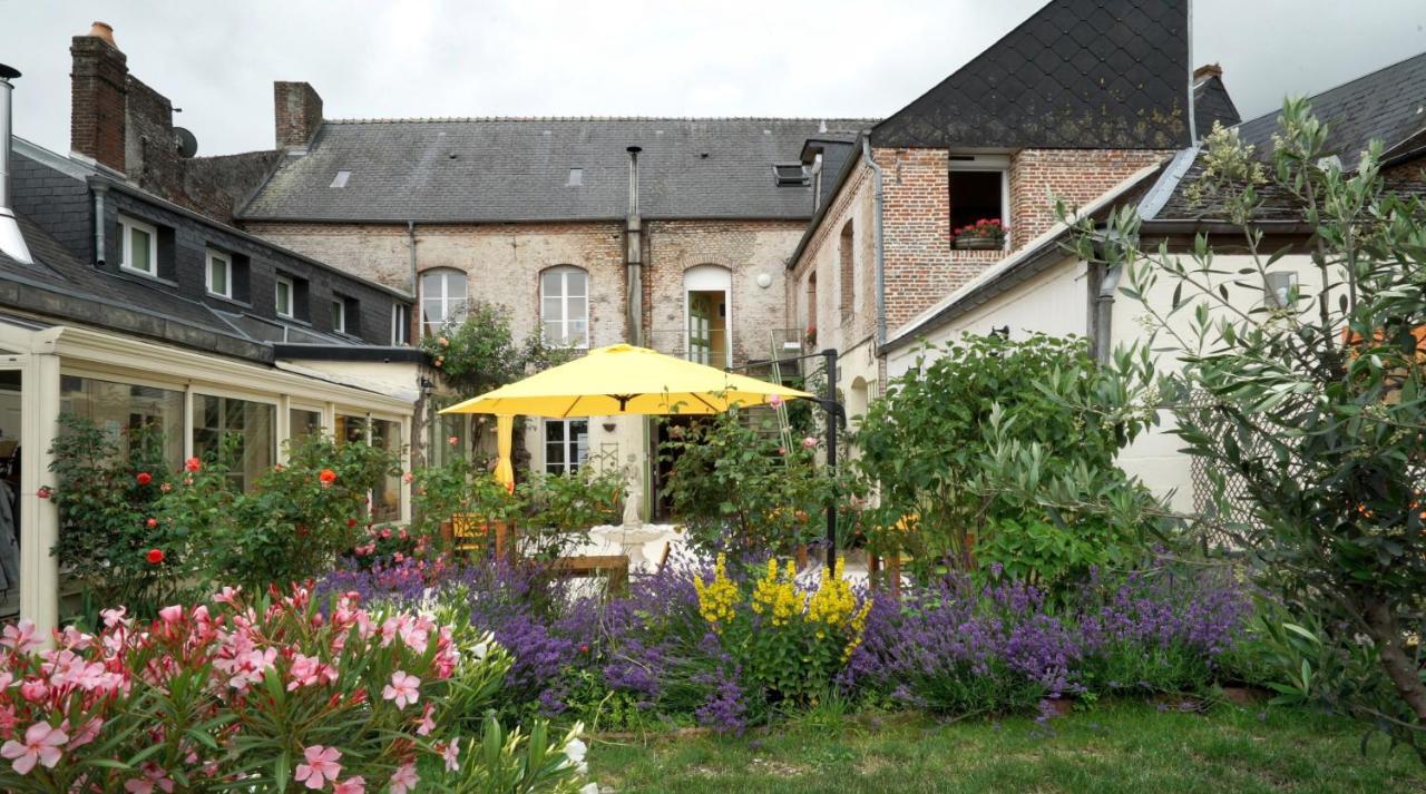 Au Chapitre Bed and Breakfast Rozoy-sur-Serre Eksteriør billede