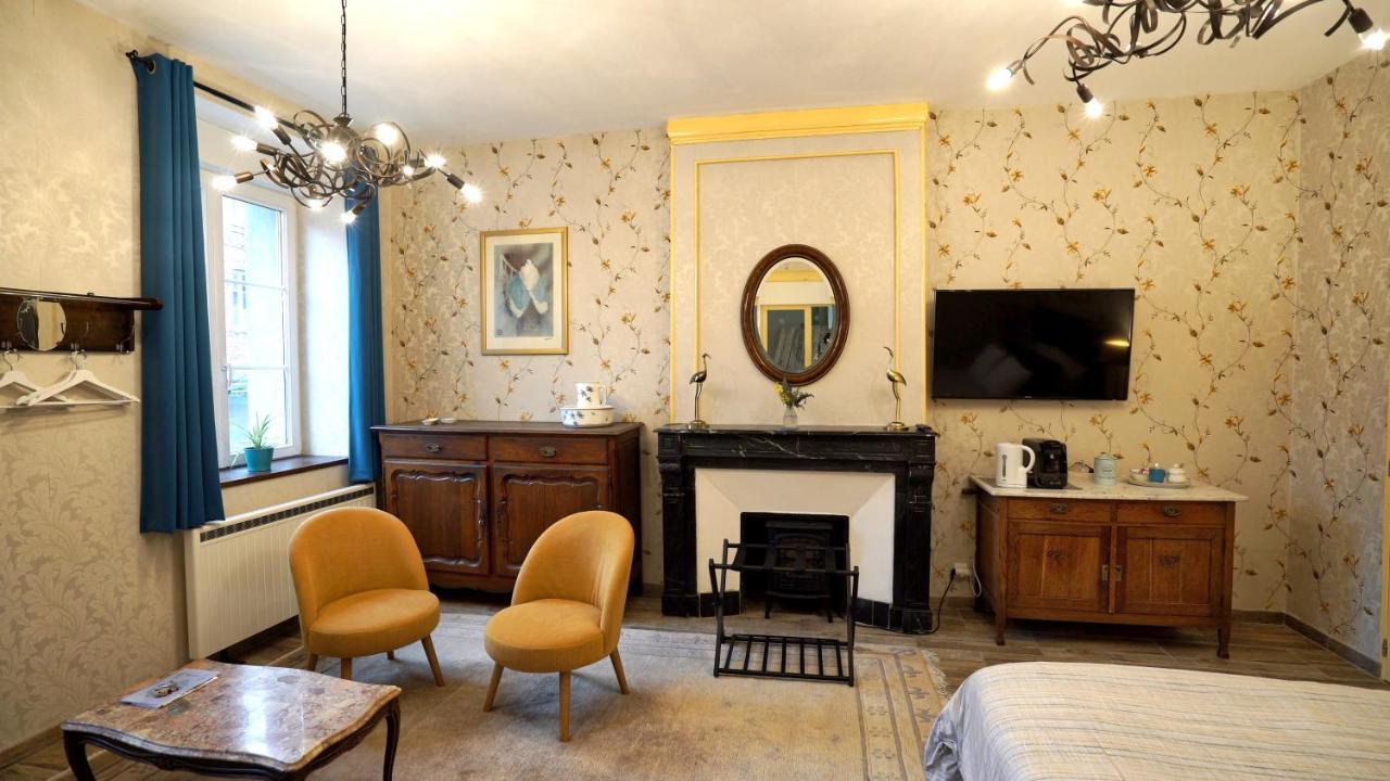 Au Chapitre Bed and Breakfast Rozoy-sur-Serre Eksteriør billede