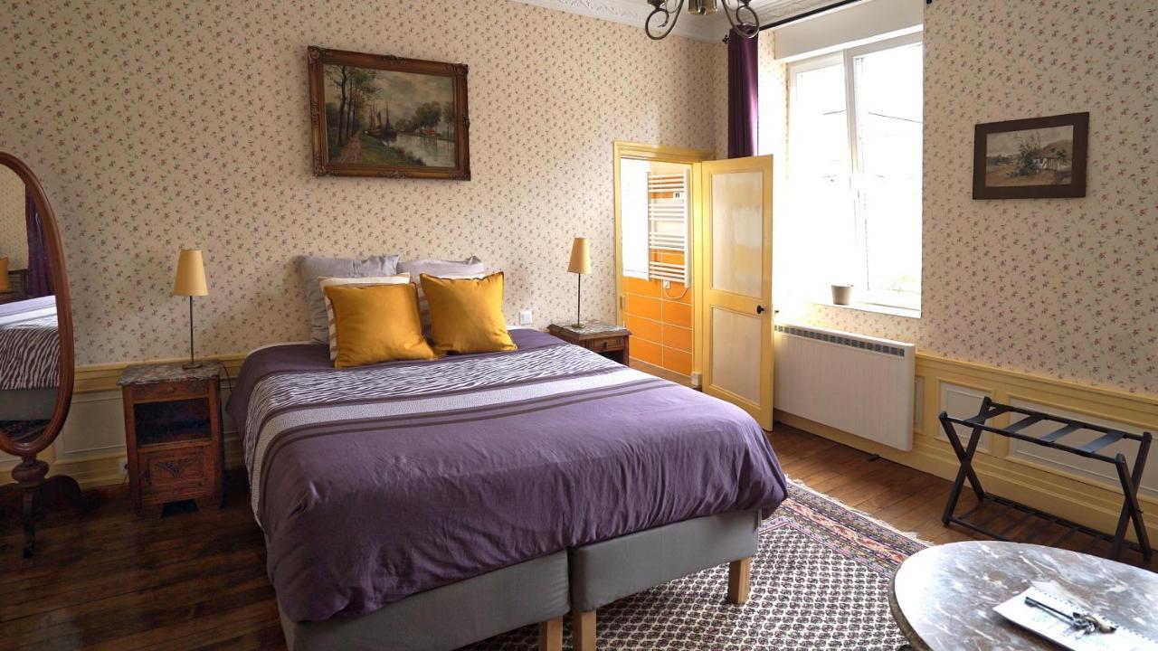 Au Chapitre Bed and Breakfast Rozoy-sur-Serre Eksteriør billede