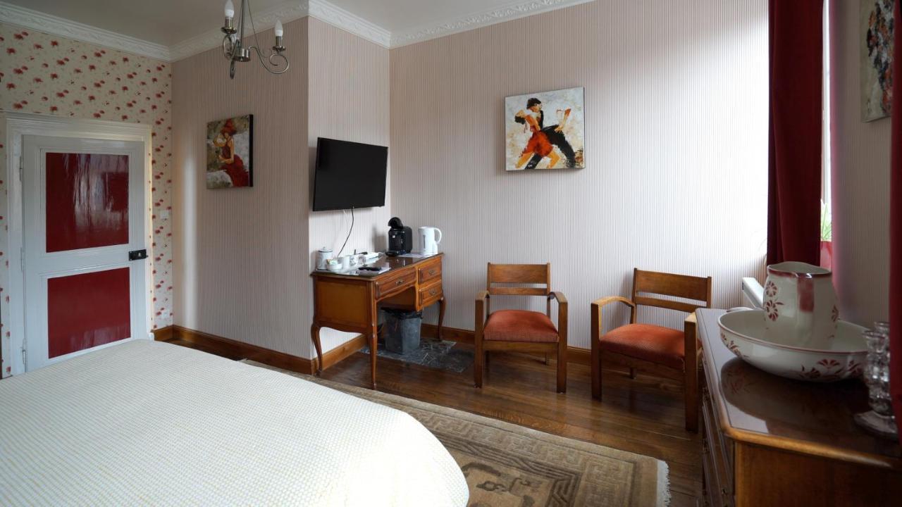 Au Chapitre Bed and Breakfast Rozoy-sur-Serre Eksteriør billede