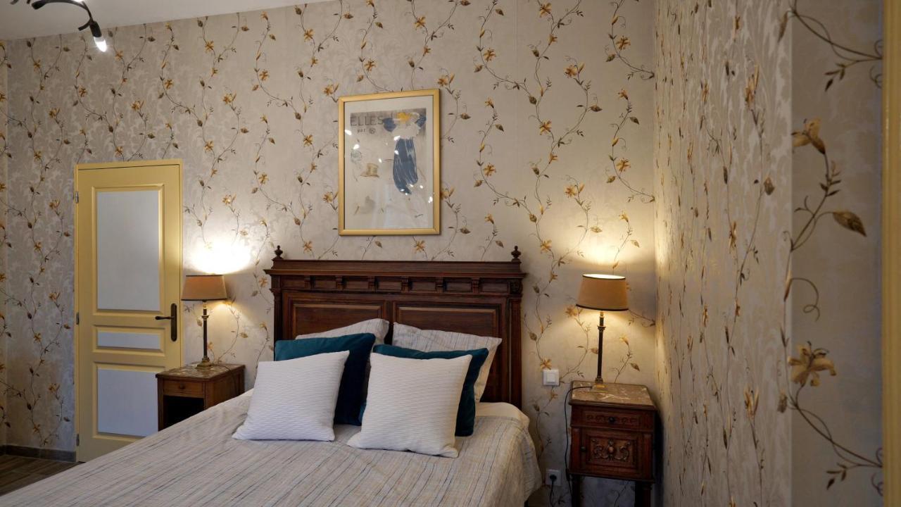 Au Chapitre Bed and Breakfast Rozoy-sur-Serre Eksteriør billede