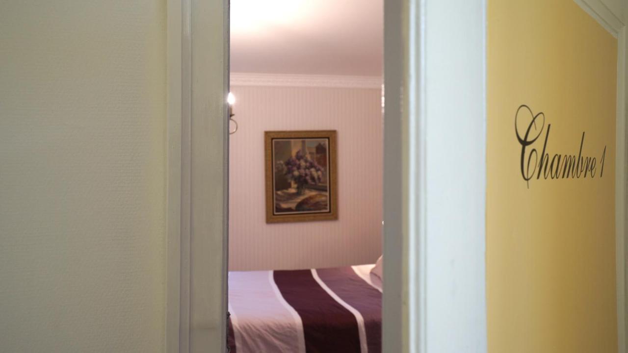 Au Chapitre Bed and Breakfast Rozoy-sur-Serre Eksteriør billede